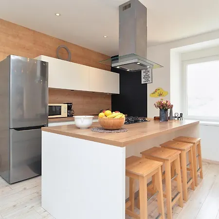 House Dragan 1231 Ferienhaus Štinjan