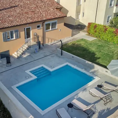 House Dragan 1231 Ferienhaus Štinjan